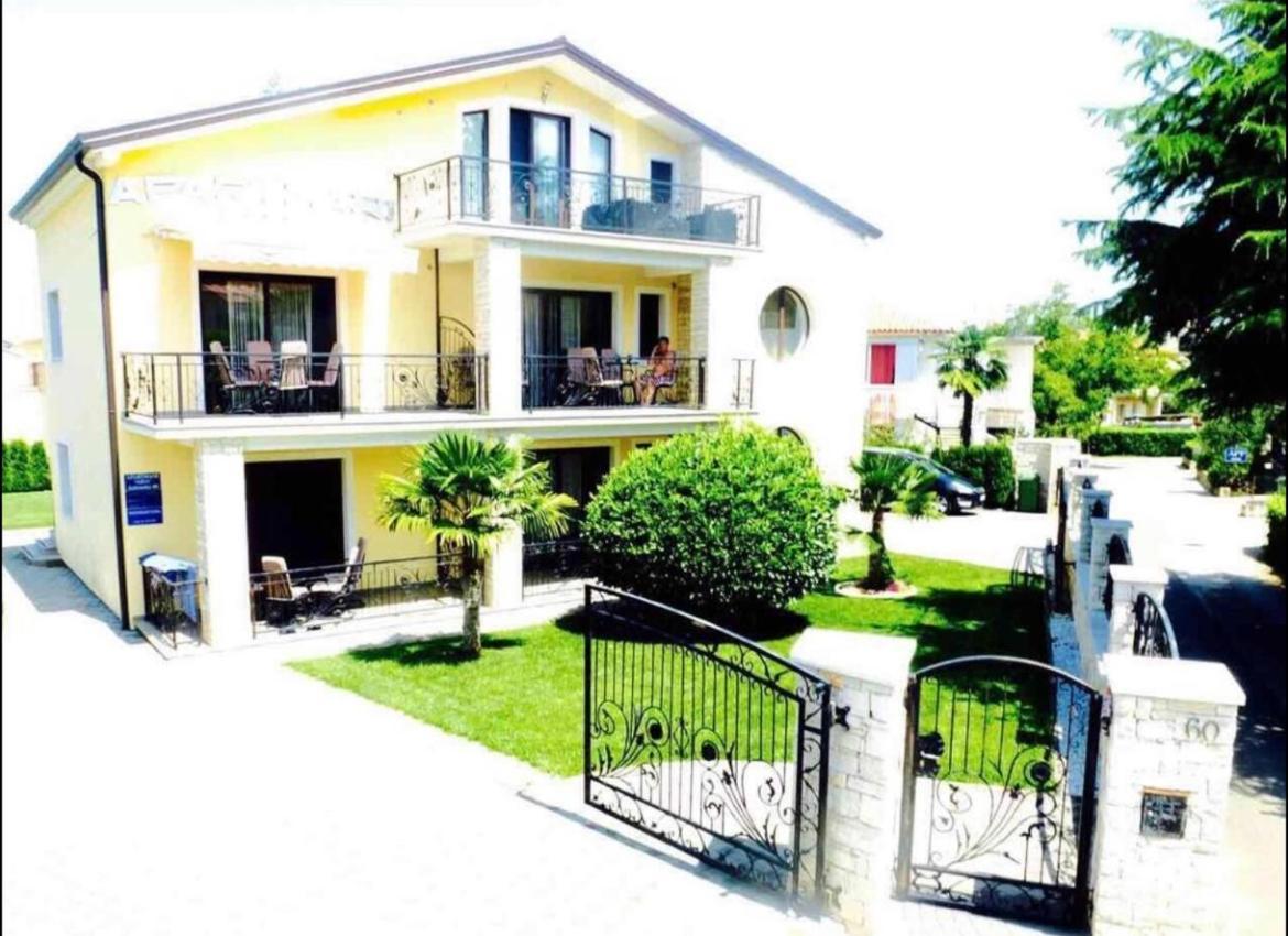 Apartment App 7 Aida *