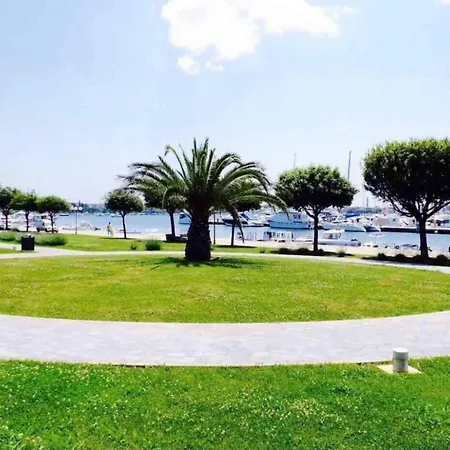 App 7 Aida Lägenhet Umag Exteriör bild