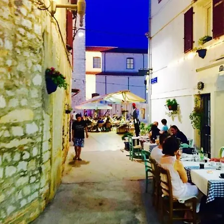 App 7 Aida Lägenhet Umag Exteriör bild